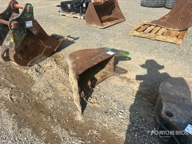 14 in Digging 12 In Bucket - Fits Cat