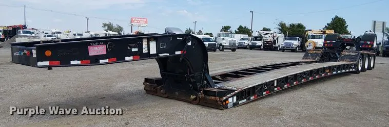 2013 Kalyn Siebert lowboy equipment trailer