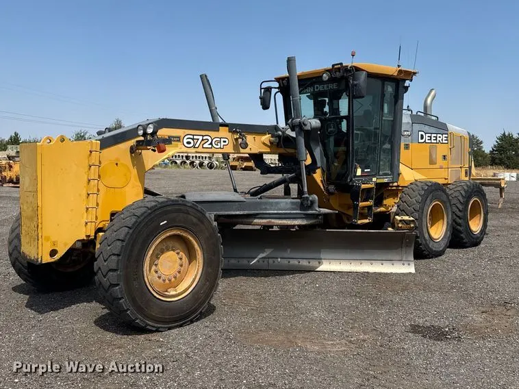 2014 John Deere 672GP motor grader