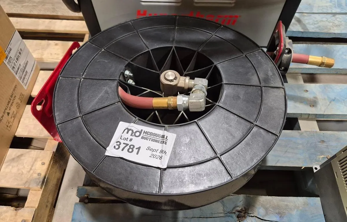 Air Hose Reel w/ Hose
UNRESERVED