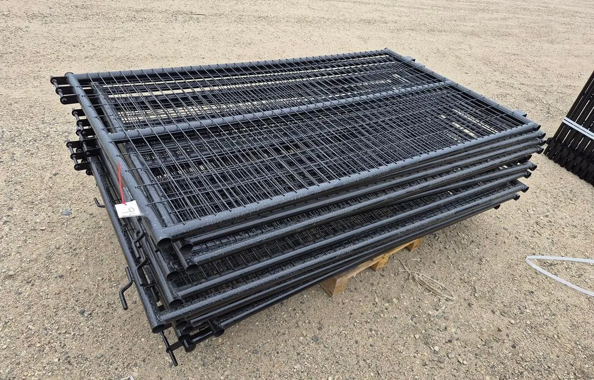 Bundle of 7' x 4' Sheep Panels
UNRESERVED