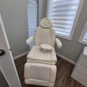 Medical Treatment Chair
 UNRESERVED