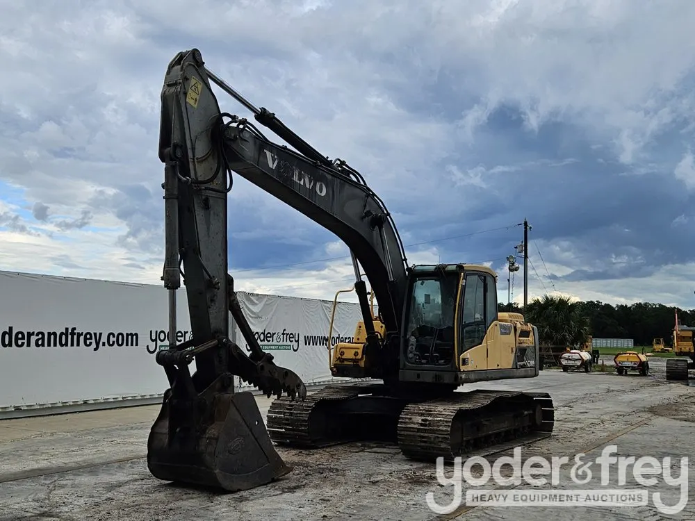 2013 Volvo EC220DL