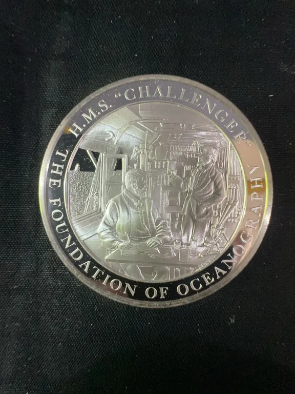 Mountbatten Medallic History Sterling Silver HMS Challenger Coin 36.9g