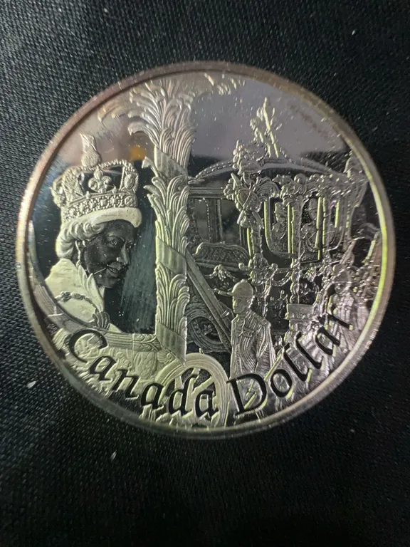 2002 Canada Dollar Commemorative Coin .9999 Fine Silver 25g