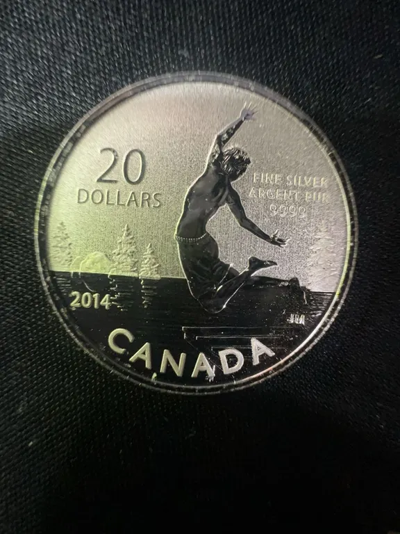 2014 Canada $20 Fine Silver Coin 9g .9999 Queen Elizabeth II