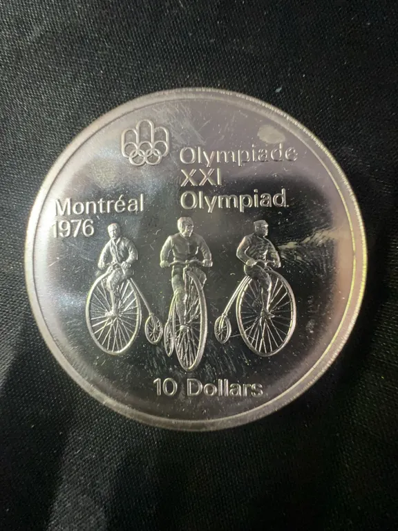 1976 Montreal Olympics $10 .925 Sterling Silver Coin 48.6g