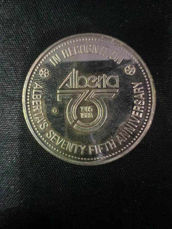 Alberta 75th Anniversary .925 Sterling Silver 11g Commemorative Medal