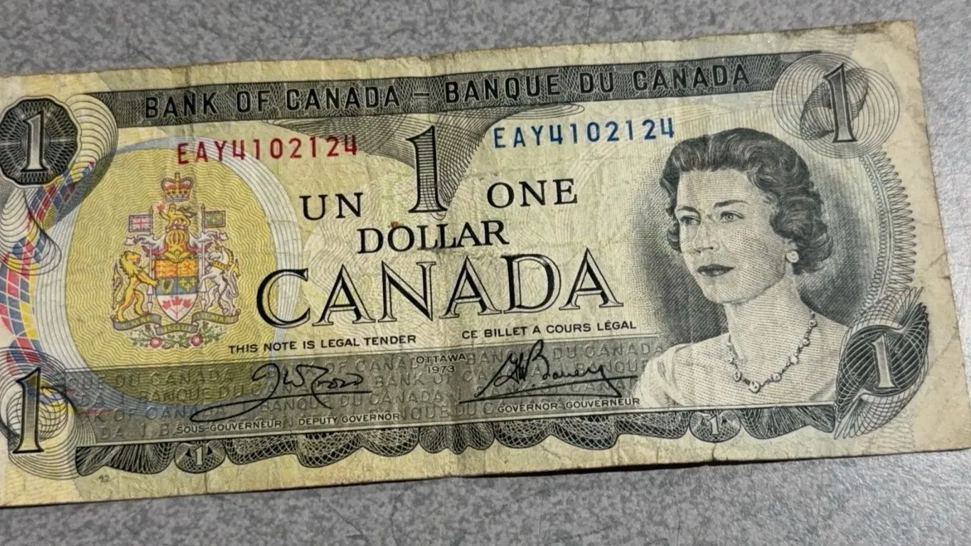 1973 Bank of Canada $1 Dollar Note EAY4102124