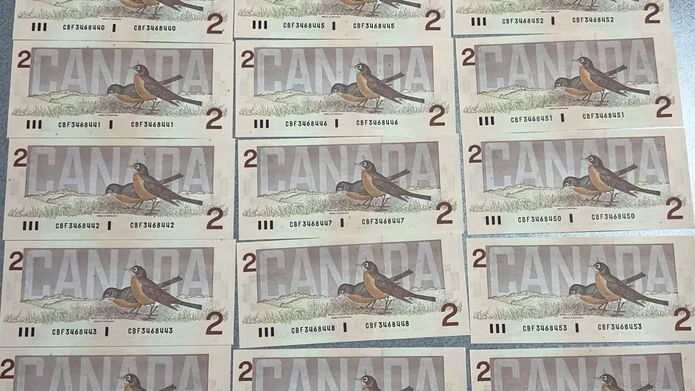 Consecutive Canadian $2 Bills 1986 CBF3468440-CBF3468454 Lot of 15