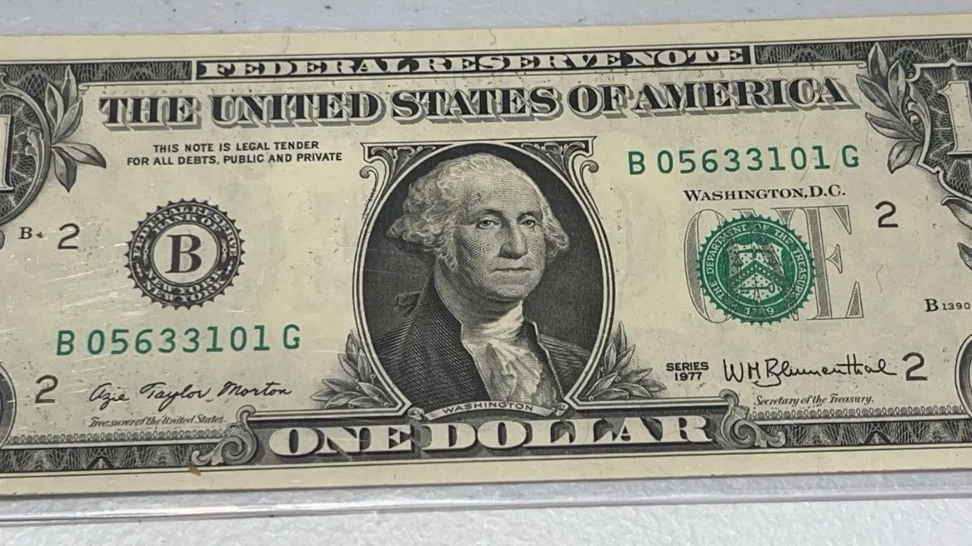 1988A United States One Dollar Bill, Serial B05633101G