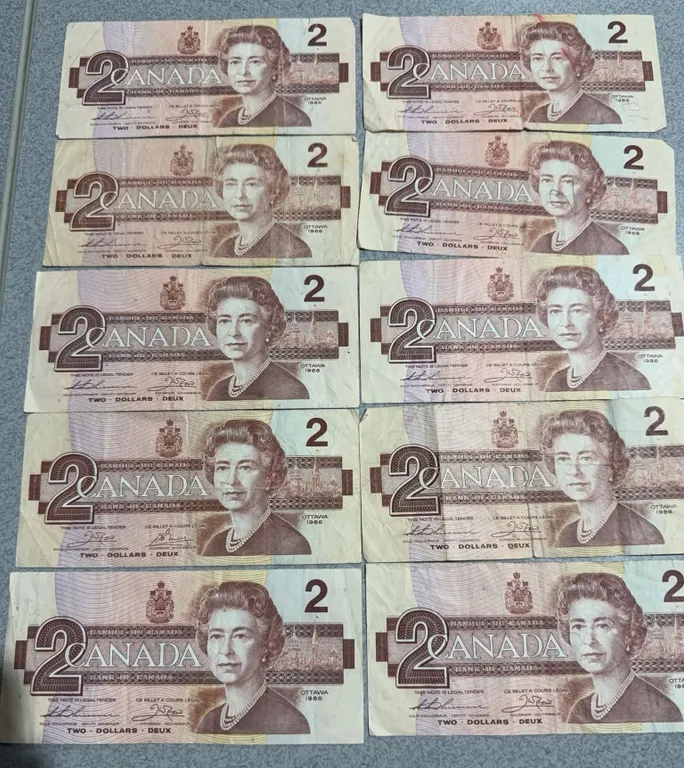 10 Canada 1986 $2 Banknotes Queen Elizabeth II