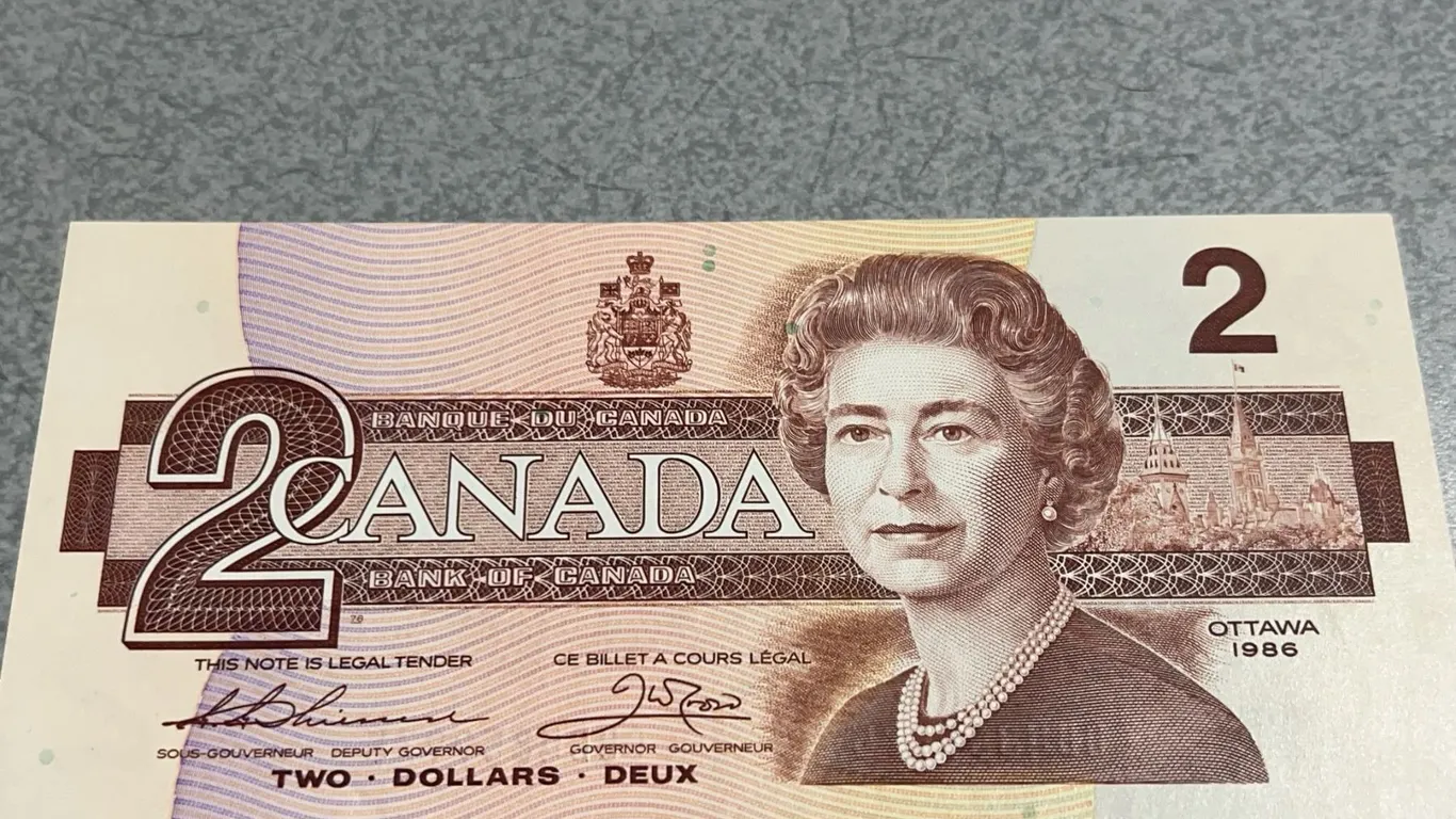 1986 Canada $2 Banknote CBB4859975 Uncirculated