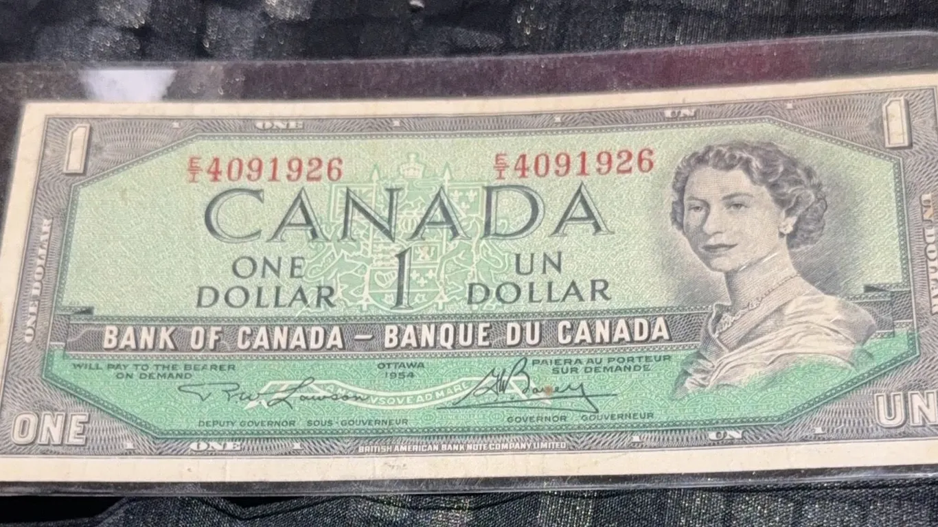 1954 Canada $1 Dollar Banknote, Queen Elizabeth II, EF Condition