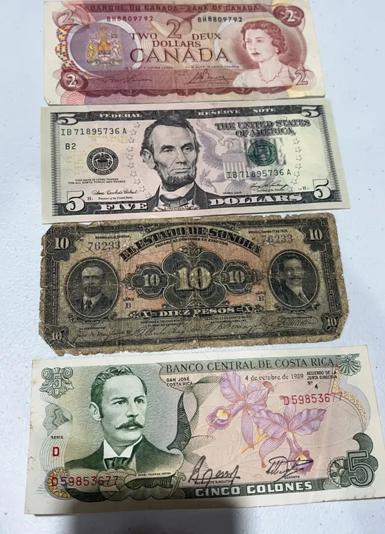 World Paper Money Group, 4 Notes, Canada, USA, El Salvador, Costa Rica