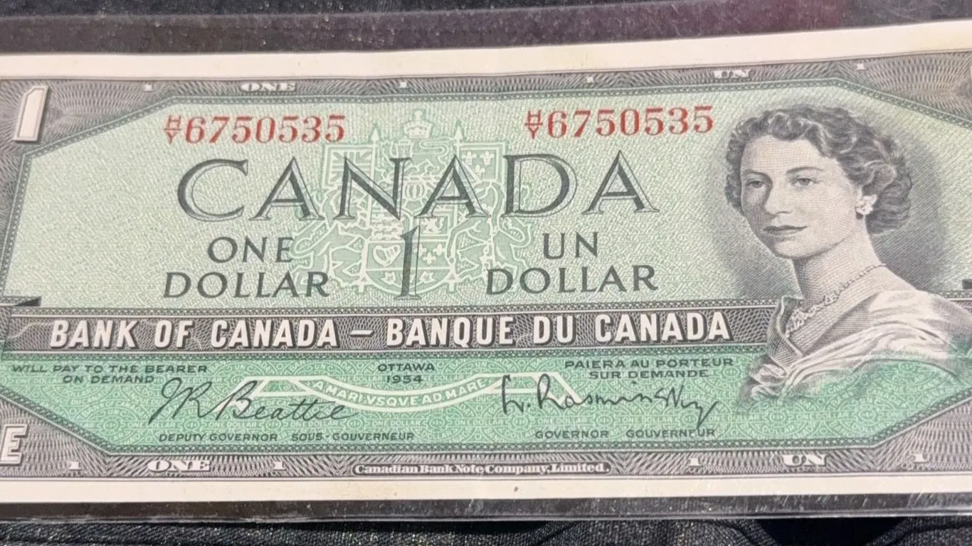 1954 Bank of Canada $1 Bill With Serial #6750535