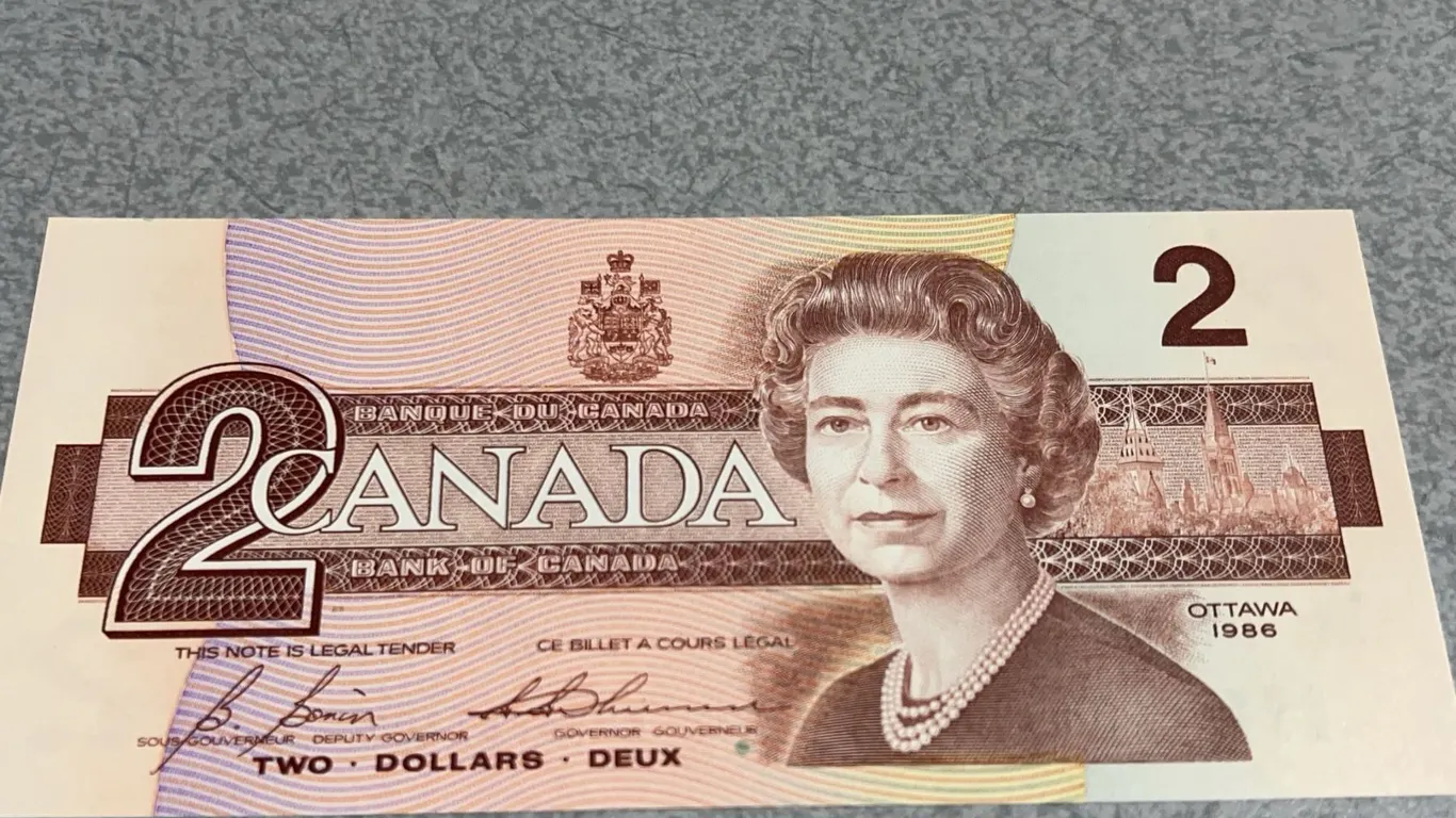 1986 Canada $2 Banknote, EGR68887802, Bank of Canada
