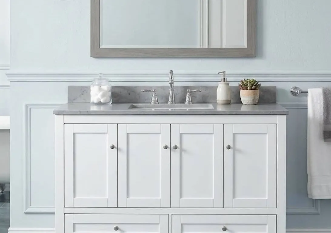Homebase 48" Edinburgh Vanity White With Cultured Marble Top *Color May Vary From Stock*