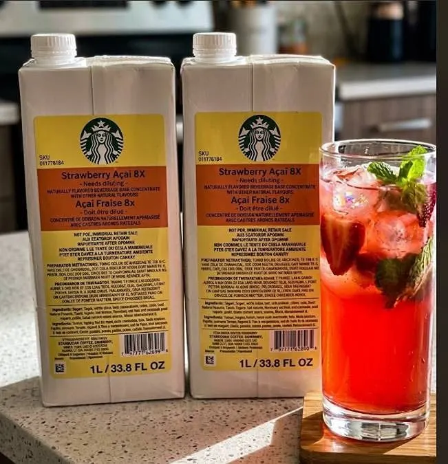 Lot of 10 - Starbucks Strawberry Acai 8X 1L Base