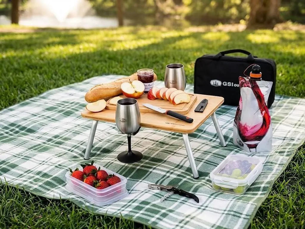 GSI Table for Two 10 Piece Picnic Set