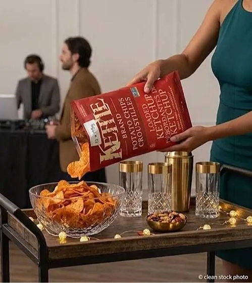 Kettle Brand Loaded Ketchup Potato Chips 198g