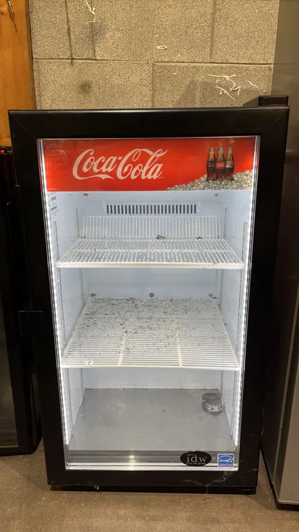 IDW BEVERAGE COOLER: MODEL G-7SC