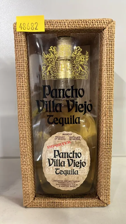 1970S SEALED BOTTLE OF PANCHO VILLA VIEJO TEQUILA