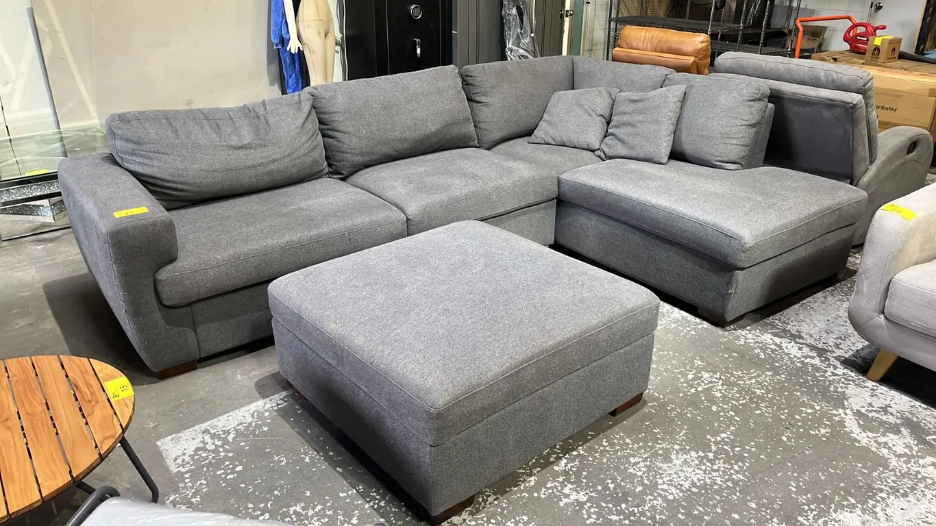 3-PC FABRIC SECTIONAL SOFA WITH STORAGE OTTOMAN (OTTOMAN DOES NOT FULLY OPEN)