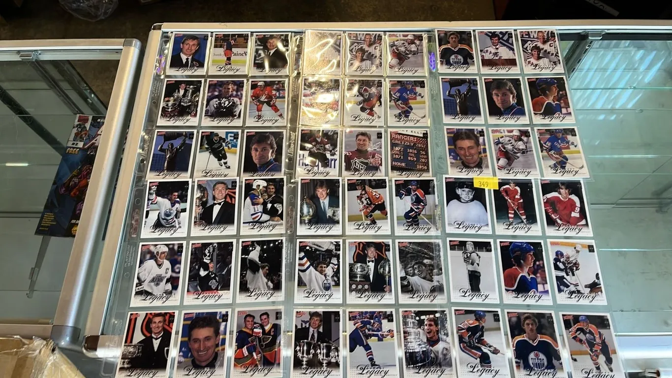 (6) SHEETS OF 9 HOCKY LEGACY WAYNE GRETZKY CARDS