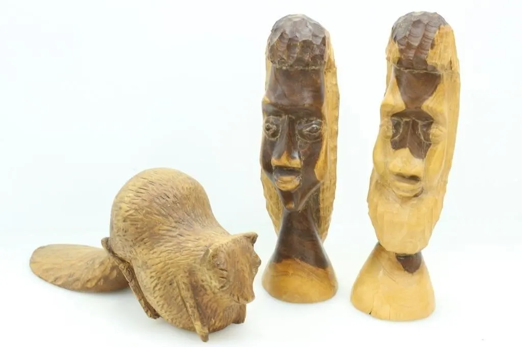 HANDCARVED FOLK ART PAIR HEADS & ANIMAL FIGURE