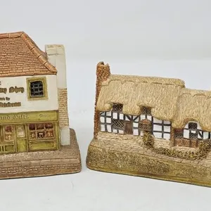 Lilliput Lane Cottages