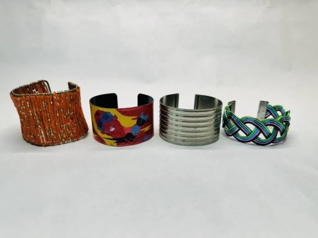 4 cuff Style Bracelets, Silver tone, Beads, metal