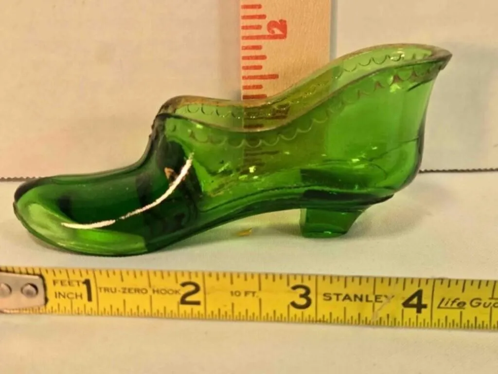 Green glass slipper, 5" across