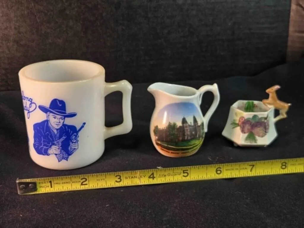 Hopalong Cassidy mug, 2 ceramic pitchers