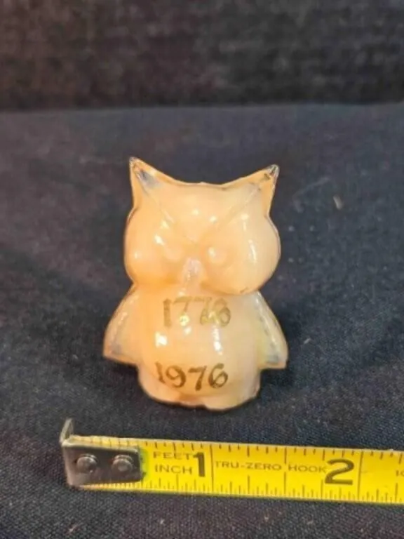 Bi-Centennial Crown Tuscan glass owl figurine