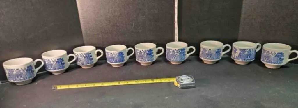 9 Blue Willow teacups