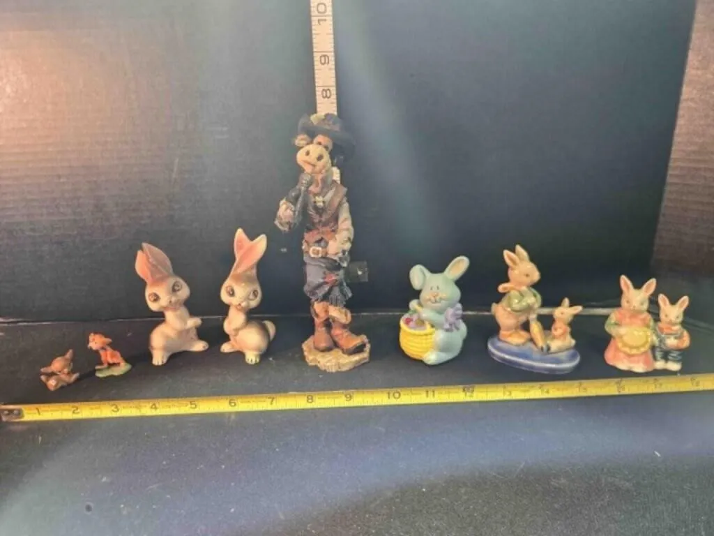 6 figurines; 5 bunnies, Boyd's Bears figure