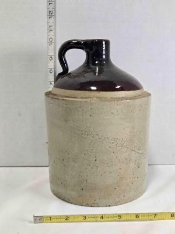 Two-tone stoneware jug, 10" tall