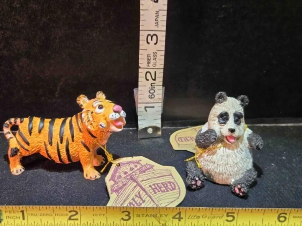 2 Holy Herd resin figures, 2�" tall, Pete Apsit