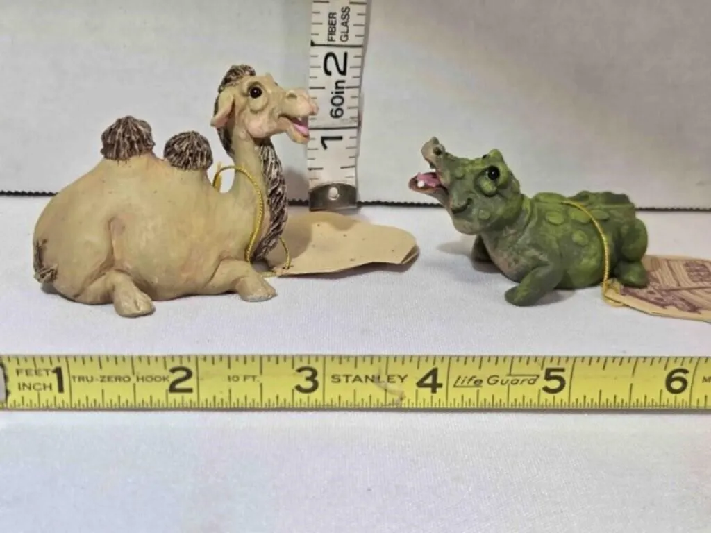 2 Holy Herd resin figures, 2�" tall, Pete Apsit