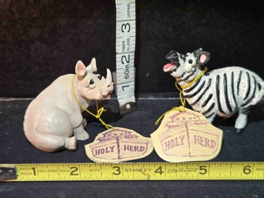 2 Holy Herd resin figures, 2�" tall, Pete Apsit