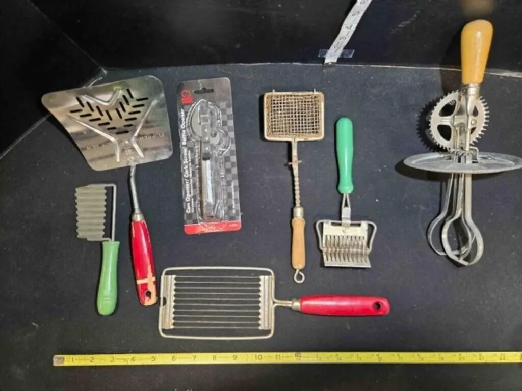 Kitchen utensils