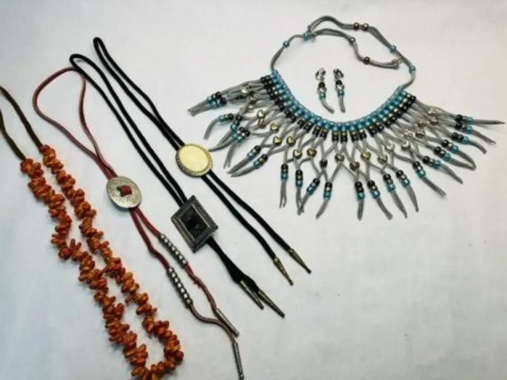 SW Style Suede Bead Bib Necklace w/ earrings, Bolo