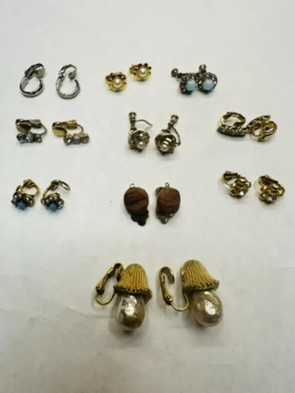 14 pr Vintage Ladies Earrings-Clip-on & Screw
