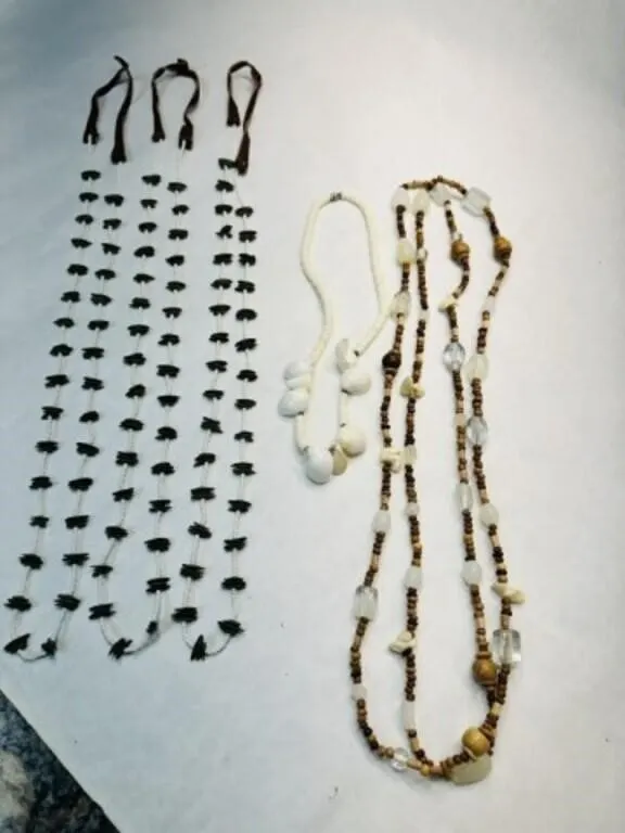 5 Shell-like, Wood, Seeds Beads, Glass beads- 3 ne
