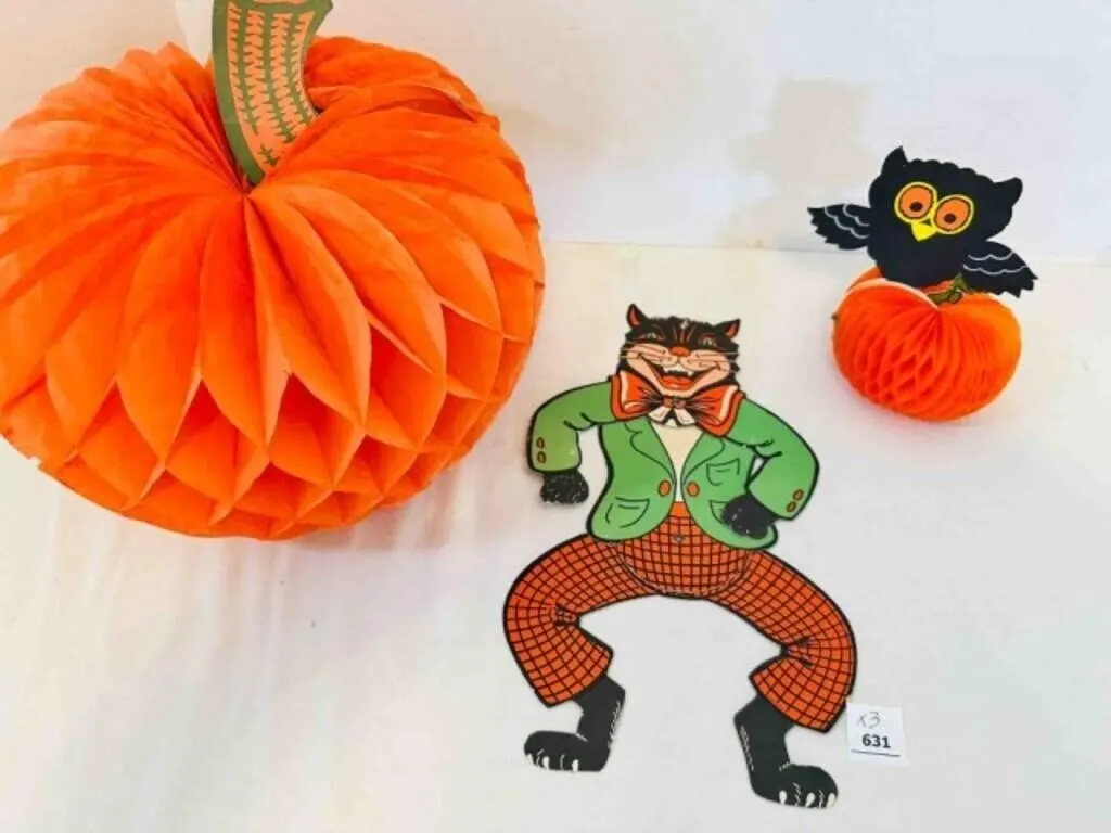 3 Vintage Halloween Decorations-2 honey comb