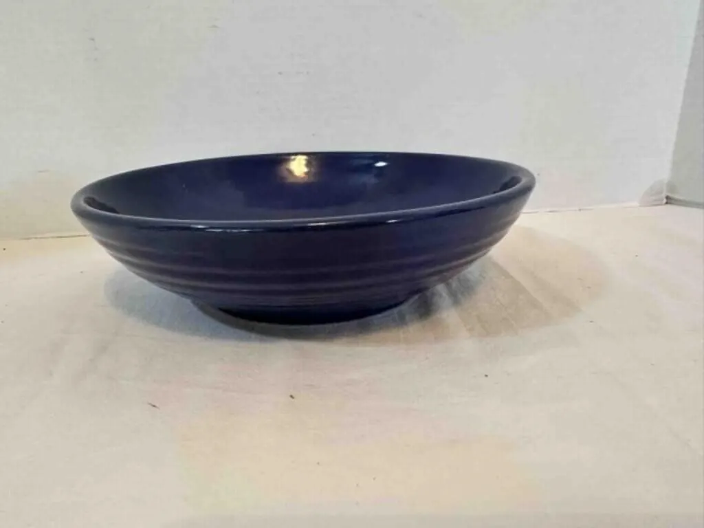 Bauer Pottery Ringware Pasta Serving Bowl 9"x2.5"
