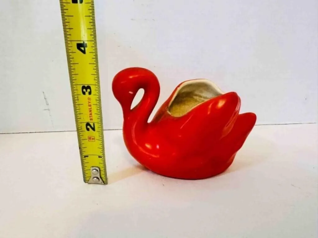 Red Orange Redwing? Pottery Swan 3.5" tall