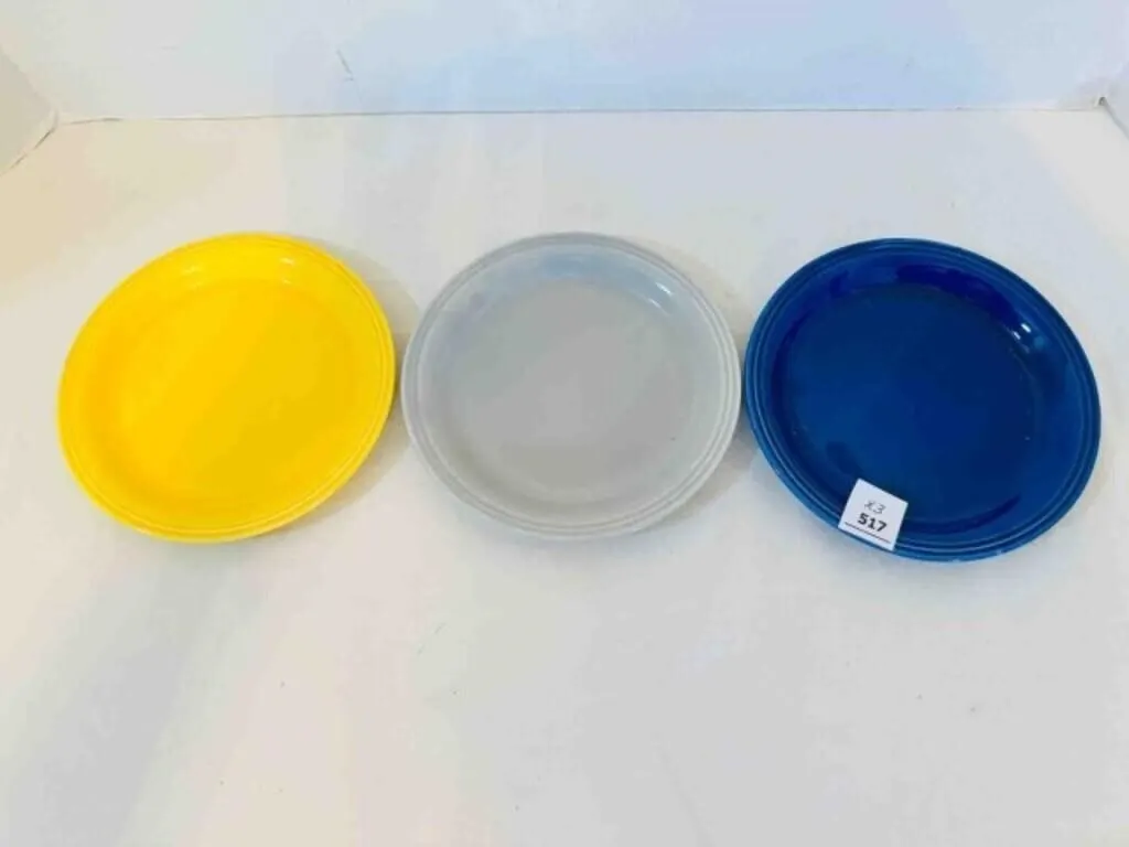 3 unmarked Harlequin? 6 5/8" plates