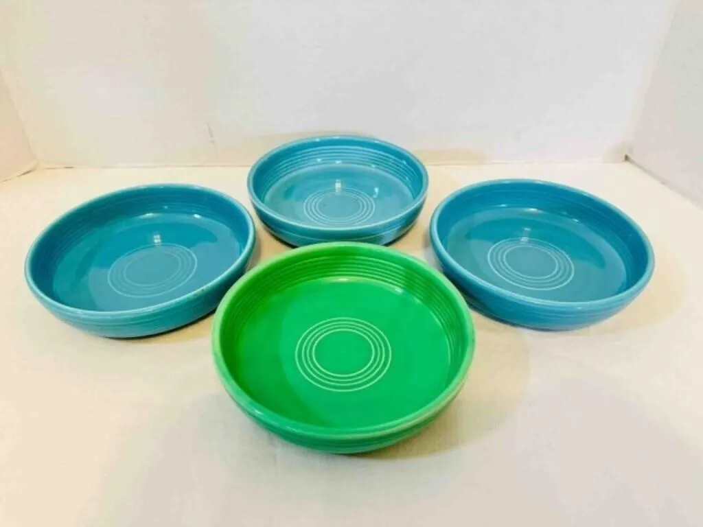 4 Fiesta Cereal Bowls 6" 3 blue 1 green